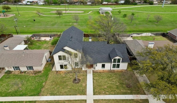 10930 Beauty Lane, Dallas, TX 75229, 5 Bedrooms Bedrooms, ,6 BathroomsBathrooms,Residential,For Sale,10930 Beauty Lane,20873437