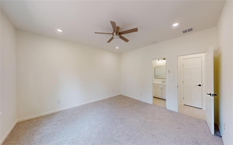 2227 Stoneman Street, Dallas, TX 75215, 4 Bedrooms Bedrooms, ,2 BathroomsBathrooms,Residential,For Sale,2227 Stoneman Street,20873507