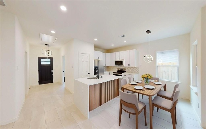 2227 Stoneman Street, Dallas, TX 75215, 4 Bedrooms Bedrooms, ,2 BathroomsBathrooms,Residential,For Sale,2227 Stoneman Street,20873507