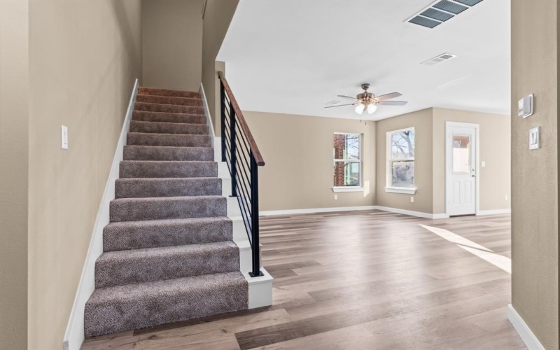 202 Robbins Street, Cleburne, TX 76031, 3 Bedrooms Bedrooms, ,2 BathroomsBathrooms,Residential,For Sale,202 Robbins Street,20876519