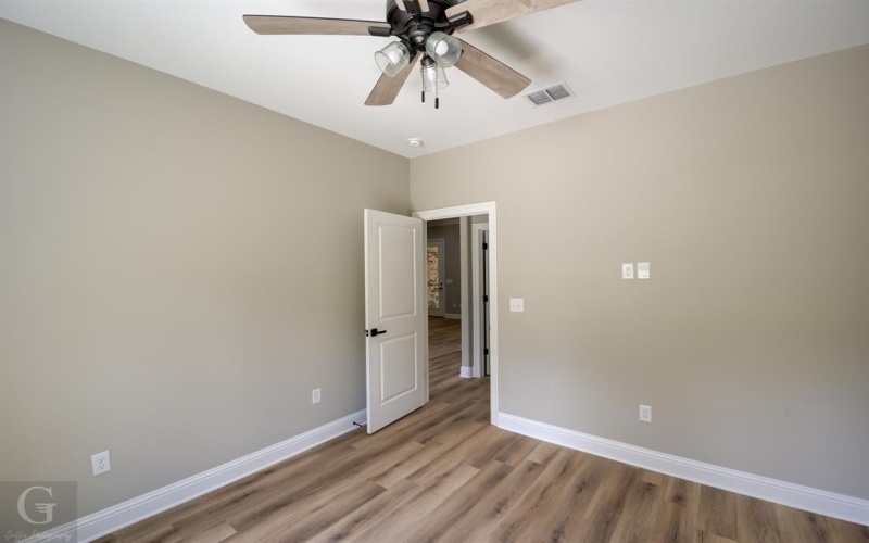 1025 Voss Road, Stonewall, LA 71078, 4 Bedrooms Bedrooms, ,2 BathroomsBathrooms,Residential,For Sale,1025 Voss Road,20877030
