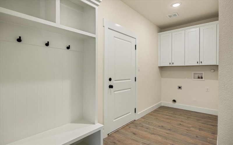 832 Blackfoot Court, Granbury, TX 76048, 3 Bedrooms Bedrooms, ,2 BathroomsBathrooms,Residential,For Sale,832 Blackfoot Court,20877136