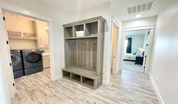 115 Cedar Mountain Drive, Weatherford, TX 76085, 3 Bedrooms Bedrooms, ,2 BathroomsBathrooms,Residential,For Sale,115 Cedar Mountain Drive,20880134