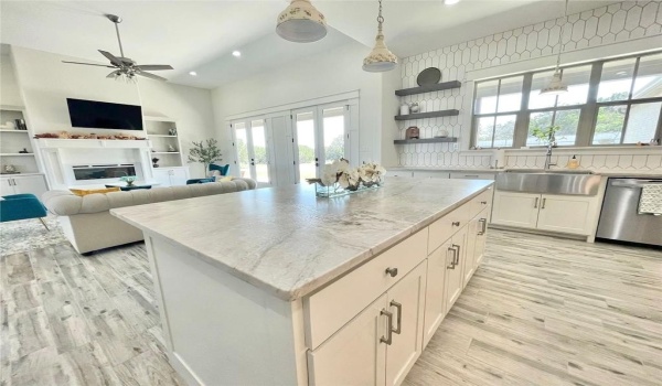 115 Cedar Mountain Drive, Weatherford, TX 76085, 3 Bedrooms Bedrooms, ,2 BathroomsBathrooms,Residential,For Sale,115 Cedar Mountain Drive,20880134