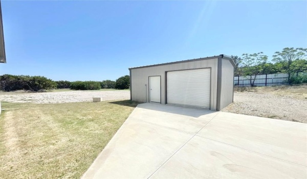 115 Cedar Mountain Drive, Weatherford, TX 76085, 3 Bedrooms Bedrooms, ,2 BathroomsBathrooms,Residential,For Sale,115 Cedar Mountain Drive,20880134