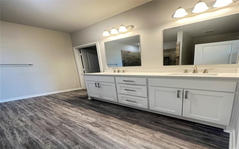 349 Preston Road, Mabank, TX 75147, 4 Habitaciones Habitaciones , ,2 BañosBaños,Residential,En Venta,349 Preston Road,20880151