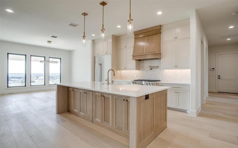 2030 Verona Drive, Weatherford, TX 76087, 4 Bedrooms Bedrooms, ,3 BathroomsBathrooms,Residential,For Sale,2030 Verona Drive,20878107