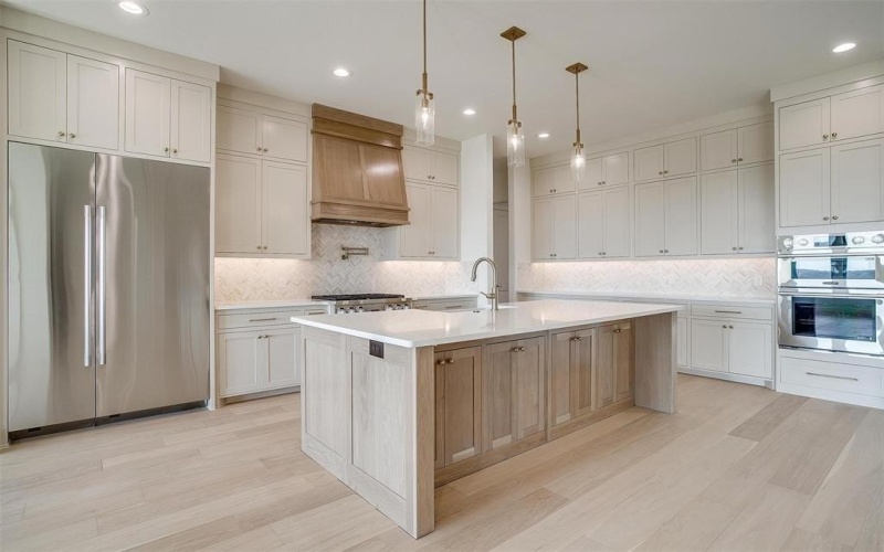 2030 Verona Drive, Weatherford, TX 76087, 4 Bedrooms Bedrooms, ,3 BathroomsBathrooms,Residential,For Sale,2030 Verona Drive,20878107