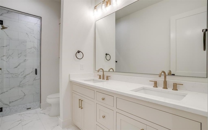 2030 Verona Drive, Weatherford, TX 76087, 4 Bedrooms Bedrooms, ,3 BathroomsBathrooms,Residential,For Sale,2030 Verona Drive,20878107