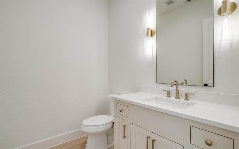 2030 Verona Drive, Weatherford, TX 76087, 4 Bedrooms Bedrooms, ,3 BathroomsBathrooms,Residential,For Sale,2030 Verona Drive,20878107