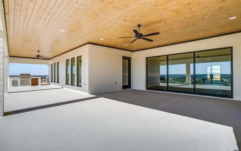 2030 Verona Drive, Weatherford, TX 76087, 4 Bedrooms Bedrooms, ,3 BathroomsBathrooms,Residential,For Sale,2030 Verona Drive,20878107