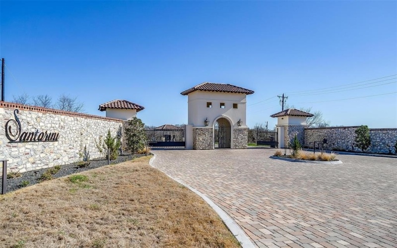 2030 Verona Drive, Weatherford, TX 76087, 4 Bedrooms Bedrooms, ,3 BathroomsBathrooms,Residential,For Sale,2030 Verona Drive,20878107