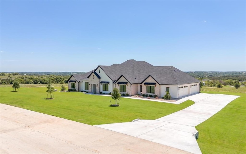 2030 Verona Drive, Weatherford, TX 76087, 4 Bedrooms Bedrooms, ,3 BathroomsBathrooms,Residential,For Sale,2030 Verona Drive,20878107