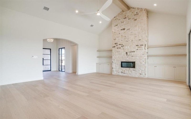 2030 Verona Drive, Weatherford, TX 76087, 4 Bedrooms Bedrooms, ,3 BathroomsBathrooms,Residential,For Sale,2030 Verona Drive,20878107
