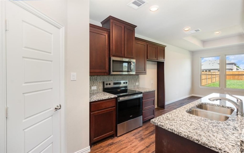 2605 Glasgow Drive, Denton, TX 76207, 4 Habitaciones Habitaciones , ,3 BañosBaños,Residential,En Venta,2605 Glasgow Drive,20880175