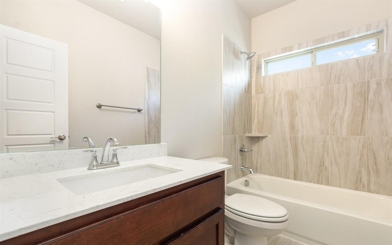 2605 Glasgow Drive, Denton, TX 76207, 4 Habitaciones Habitaciones , ,3 BañosBaños,Residential,En Venta,2605 Glasgow Drive,20880175
