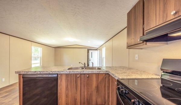 130 Meadowlark Lane, Mabank, TX 75156, 3 Bedrooms Bedrooms, ,2 BathroomsBathrooms,Residential,For Sale,130 Meadowlark Lane,20880183