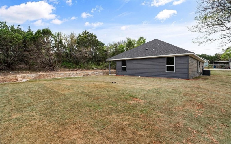 4713 Pecos Drive, Granbury, TX 76048, 3 Bedrooms Bedrooms, ,2 BathroomsBathrooms,Residential,For Sale,4713 Pecos Drive,20878241