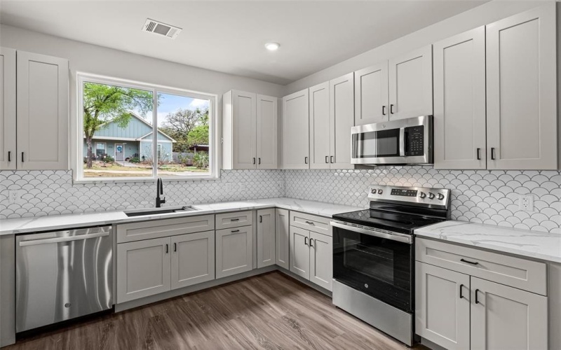 4713 Pecos Drive, Granbury, TX 76048, 3 Bedrooms Bedrooms, ,2 BathroomsBathrooms,Residential,For Sale,4713 Pecos Drive,20878241