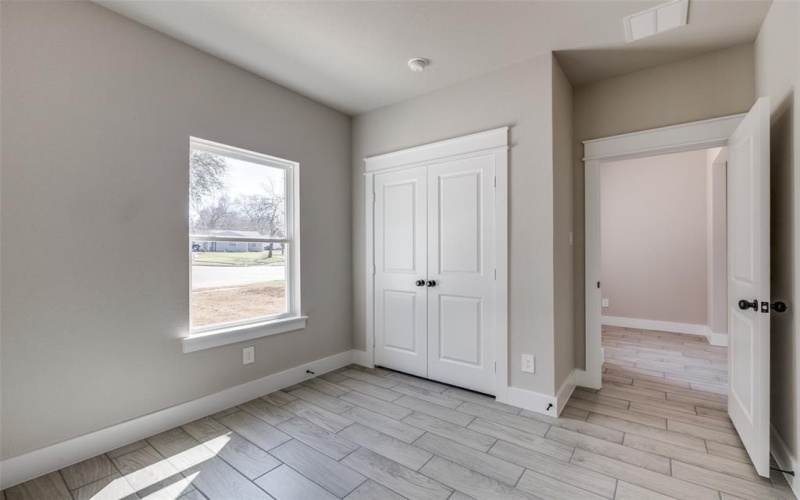 1508 Dale Drive, Arlington, TX 76010, 4 Bedrooms Bedrooms, ,3 BathroomsBathrooms,Residential,For Sale,1508 Dale Drive,20878290