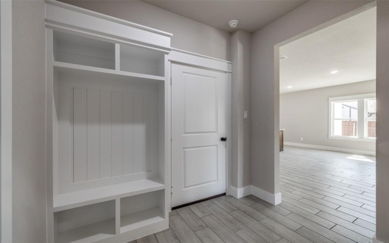 1508 Dale Drive, Arlington, TX 76010, 4 Bedrooms Bedrooms, ,3 BathroomsBathrooms,Residential,For Sale,1508 Dale Drive,20878290