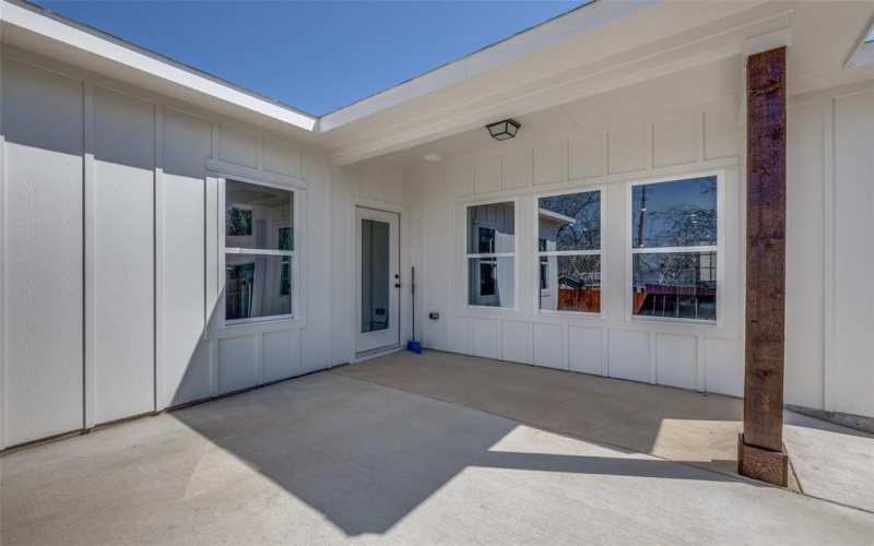 1508 Dale Drive, Arlington, TX 76010, 4 Bedrooms Bedrooms, ,3 BathroomsBathrooms,Residential,For Sale,1508 Dale Drive,20878290