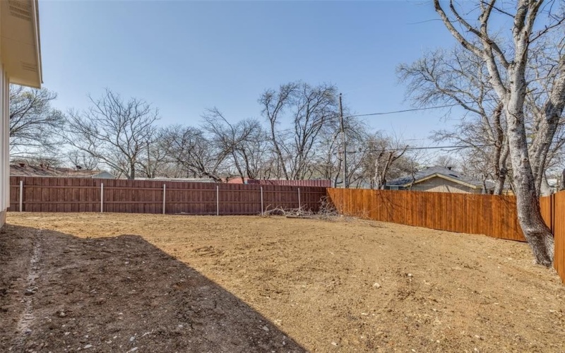 1508 Dale Drive, Arlington, TX 76010, 4 Bedrooms Bedrooms, ,3 BathroomsBathrooms,Residential,For Sale,1508 Dale Drive,20878290