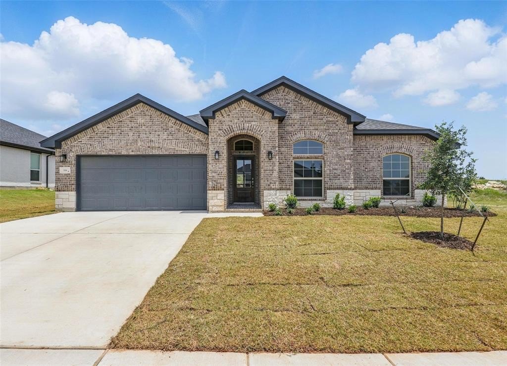 116 Mesa Drive, Glen Rose, TX 76043, 3 Bedrooms Bedrooms, ,2 BathroomsBathrooms,Residential,For Sale,116 Mesa Drive,20880299