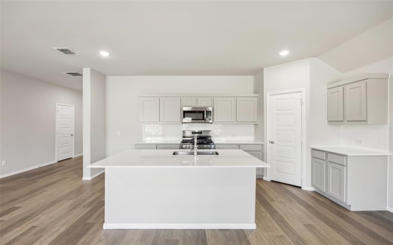 2317 Palomino Lane, Seagoville, TX 75159, 3 Bedrooms Bedrooms, ,2 BathroomsBathrooms,Residential,For Sale,2317 Palomino Lane,20878325