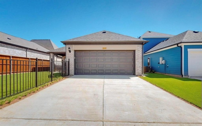 2212 Fairwater Mews, Rowlett, TX 75088, 4 Bedrooms Bedrooms, ,3 BathroomsBathrooms,Residential,For Sale,2212 Fairwater Mews,20880361