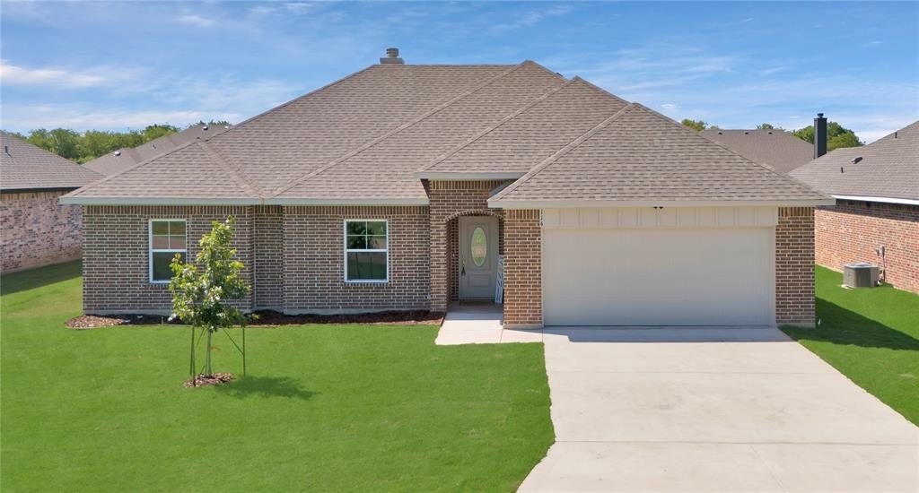 109 Panther Loop, Mabank, TX 75147, 3 Bedrooms Bedrooms, ,2 BathroomsBathrooms,Residential,For Sale,109 Panther Loop,20878394