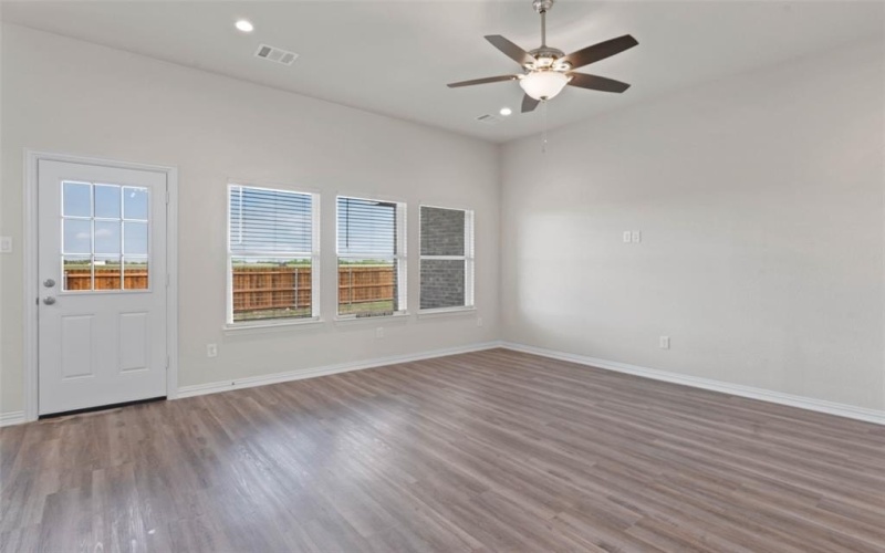109 Panther Loop, Mabank, TX 75147, 3 Bedrooms Bedrooms, ,2 BathroomsBathrooms,Residential,For Sale,109 Panther Loop,20878394