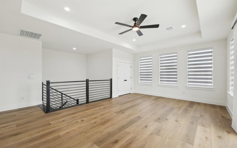 2407 Gooch Street, Dallas, TX 75241, 5 Habitaciones Habitaciones , ,6 BañosBaños,Residential,En Venta,2407 Gooch Street,20878456