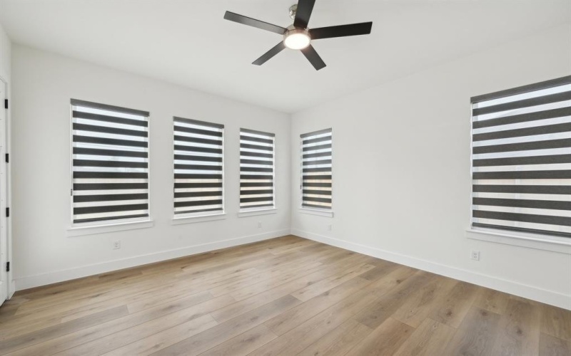 2407 Gooch Street, Dallas, TX 75241, 5 Habitaciones Habitaciones , ,6 BañosBaños,Residential,En Venta,2407 Gooch Street,20878456