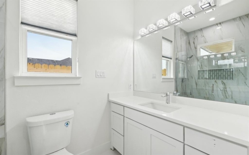 2407 Gooch Street, Dallas, TX 75241, 5 Habitaciones Habitaciones , ,6 BañosBaños,Residential,En Venta,2407 Gooch Street,20878456