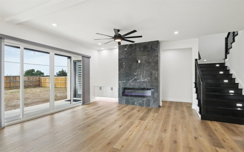 2407 Gooch Street, Dallas, TX 75241, 5 Habitaciones Habitaciones , ,6 BañosBaños,Residential,En Venta,2407 Gooch Street,20878456