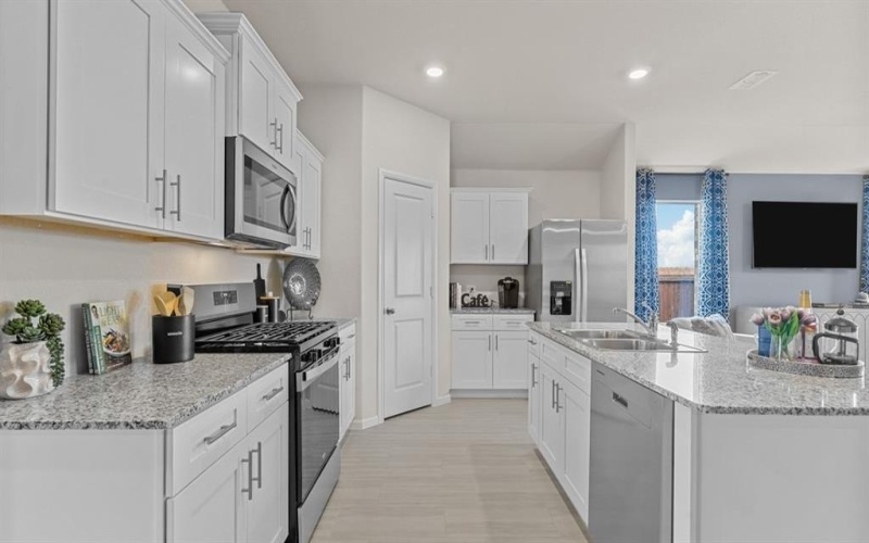 9429 MOUNTAIN PASS Drive, Fort Worth, TX 76108, 4 Bedrooms Bedrooms, ,3 BathroomsBathrooms,Residential,For Sale,9429 MOUNTAIN PASS Drive,20878472
