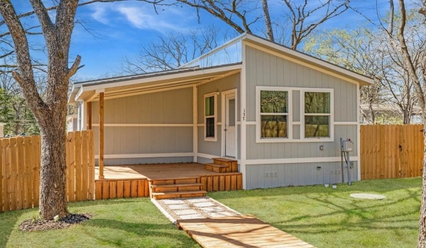 157 Allen Street, Gun Barrel City, TX 75156, 2 Bedrooms Bedrooms, ,1 BathroomBathrooms,Residential,For Sale,157 Allen Street,20878502