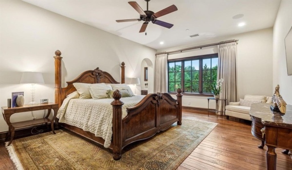 690 S Peytonville Avenue, Southlake, TX 76092, 5 Bedrooms Bedrooms, ,6 BathroomsBathrooms,Residential,For Sale,690 S Peytonville Avenue,20878672