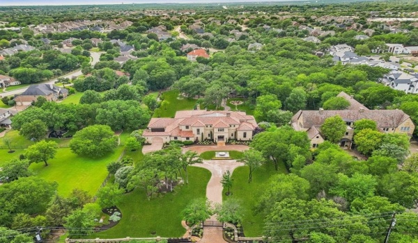 690 S Peytonville Avenue, Southlake, TX 76092, 5 Bedrooms Bedrooms, ,6 BathroomsBathrooms,Residential,For Sale,690 S Peytonville Avenue,20878672