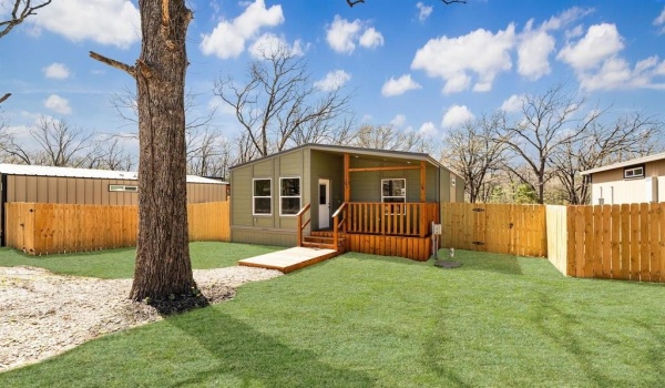 145 Allen Street, Gun Barrel City, TX 75156, 2 Bedrooms Bedrooms, ,2 BathroomsBathrooms,Residential,For Sale,145 Allen Street,20878865