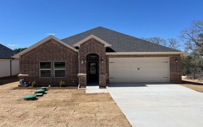 3003 Steepleridge Circle, Granbury, TX 76048, 4 Bedrooms Bedrooms, ,2 BathroomsBathrooms,Residential,For Sale,3003 Steepleridge Circle,20879121