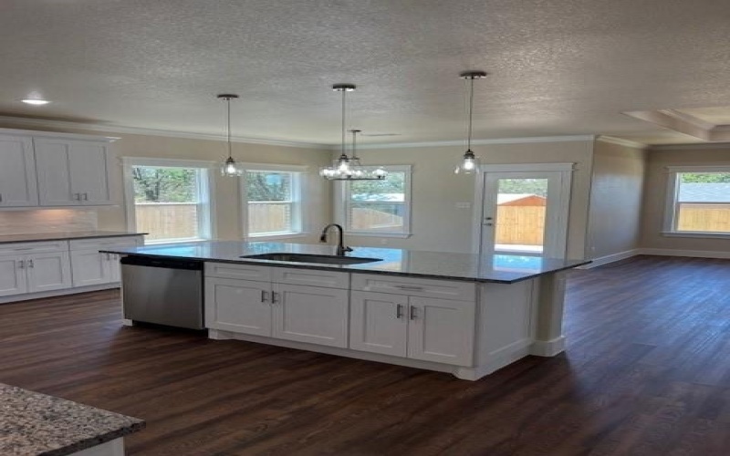3003 Steepleridge Circle, Granbury, TX 76048, 4 Bedrooms Bedrooms, ,2 BathroomsBathrooms,Residential,For Sale,3003 Steepleridge Circle,20879121