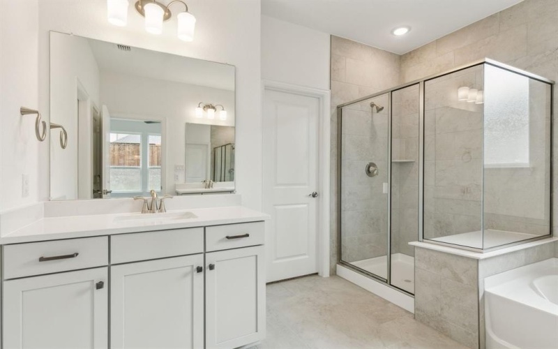 348 Brooklawn Avenue, Little Elm, TX 76227, 5 Bedrooms Bedrooms, ,5 BathroomsBathrooms,Residential,For Sale,348 Brooklawn Avenue,20877169