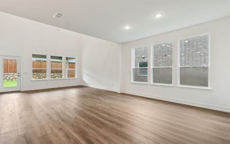 348 Brooklawn Avenue, Little Elm, TX 76227, 5 Bedrooms Bedrooms, ,5 BathroomsBathrooms,Residential,For Sale,348 Brooklawn Avenue,20877169