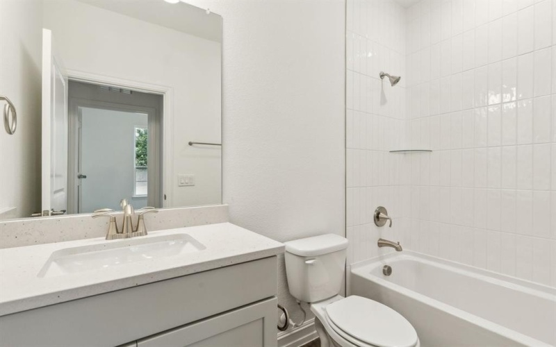 348 Brooklawn Avenue, Little Elm, TX 76227, 5 Bedrooms Bedrooms, ,5 BathroomsBathrooms,Residential,For Sale,348 Brooklawn Avenue,20877169