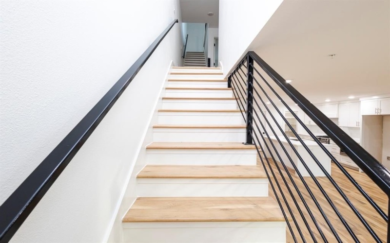 1612 Grigsby Avenue #102, Dallas, TX 75204, 2 Bedrooms Bedrooms, ,2 BathroomsBathrooms,Residential Lease,For Rent,1612 Grigsby Avenue,20879233