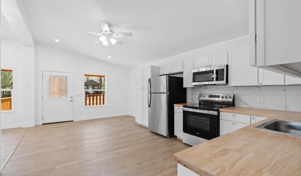 125 Allen Street, Mabank, TX 75156, 3 Habitaciones Habitaciones , ,2 BañosBaños,Residential,En Venta,125 Allen Street,20879285