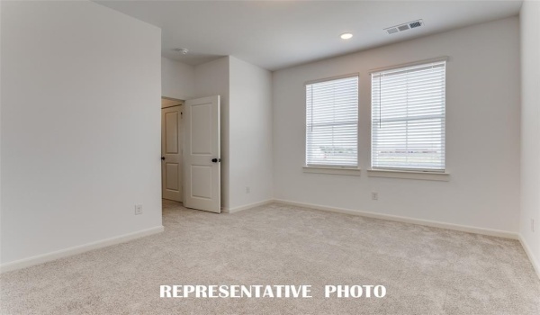 6904 Crystal Springs Drive, McKinney, TX 75070, 4 Bedrooms Bedrooms, ,3 BathroomsBathrooms,Residential,For Sale,6904 Crystal Springs Drive,20879387