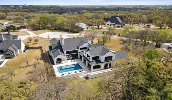 1817 Creekview Court, Argyle, TX 76226, 5 Bedrooms Bedrooms, ,7 BathroomsBathrooms,Residential,For Sale,1817 Creekview Court,20879427